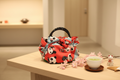Stillleben Panda-Tasche